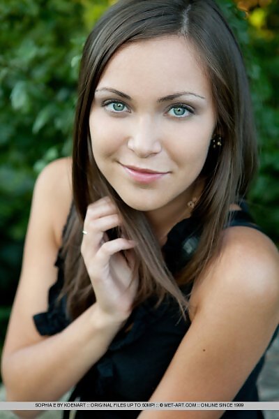 Sophia E in Trixy by Koenart from Met Art - 1/18