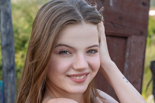 Toree in Rustic Romance from Met Art - 18/18