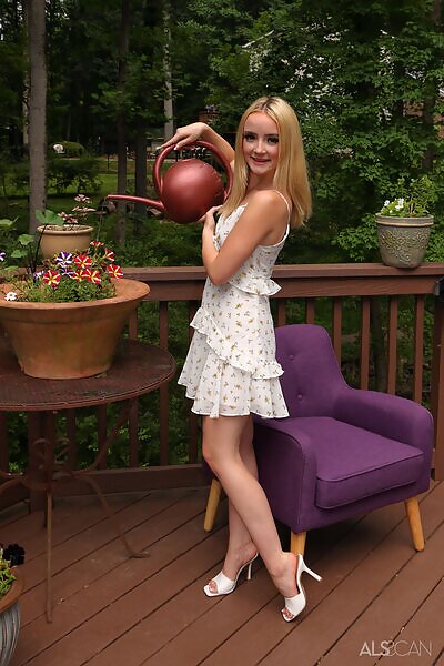 April Showers featuring Maria Kazi - 1/16 April Showers featuring Maria Kazi from ALS Scan - 1/16