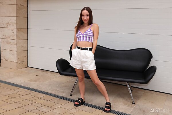 Leather Belt featuring Kate Quinn - 1/16 Leather Belt featuring Kate Quinn from ALS Scan - 1/16