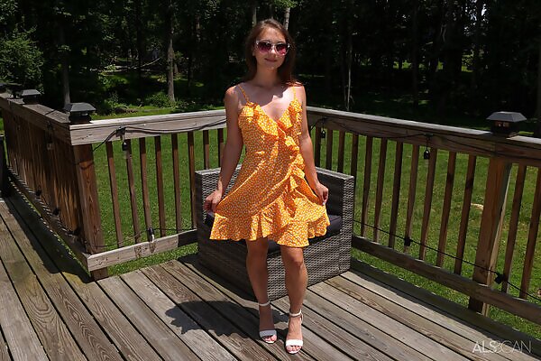 Spitter Splatter featuring Mira Monroe - 2/16 Spitter Splatter featuring Mira Monroe from ALS Scan - 2/16