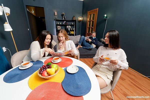 Amelia Ost, Roxy Muray and Mila Pie in X-Ray Temptation - Part 1/3 - 1/20 Amelia Ost, Roxy Muray and Mila Pie in X-Ray Temptation - Part 1/3 from Club Sweethearts - 1/20