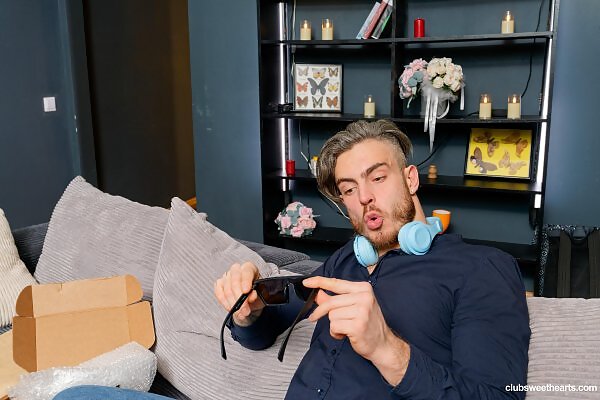 Amelia Ost, Roxy Muray and Mila Pie in X-Ray Temptation - Part 1/3 - 4/20 Amelia Ost, Roxy Muray and Mila Pie in X-Ray Temptation - Part 1/3 from Club Sweethearts - 4/20