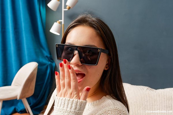 Amelia Ost, Roxy Muray and Mila Pie in X-Ray Temptation - Part 1/3 - 8/20 Amelia Ost, Roxy Muray and Mila Pie in X-Ray Temptation - Part 1/3 from Club Sweethearts - 8/20