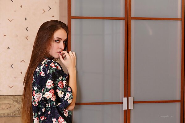 Nora in high heel shoes - 1/15 Nora in high heel shoes from Fame Girls - 1/15