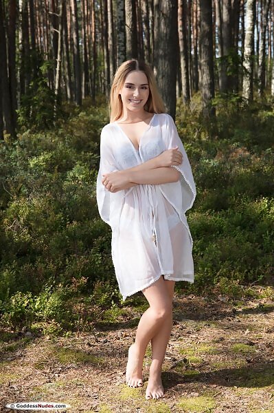 Anastasis Bar 1 by Koenart from Goddess Nudes - 1/16