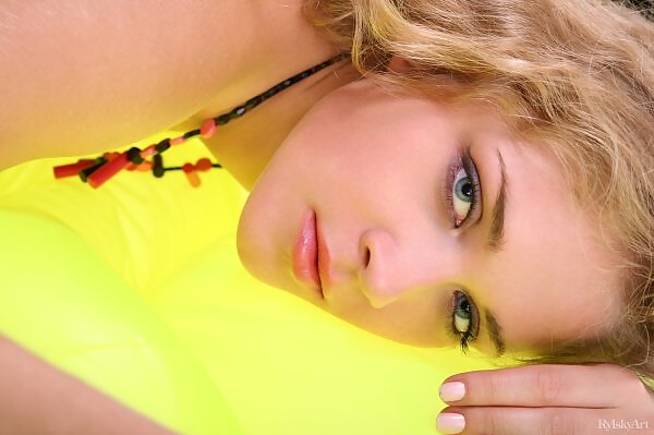 Ivana in Neonas II by Rylsky from Rylsky Art - 8/16