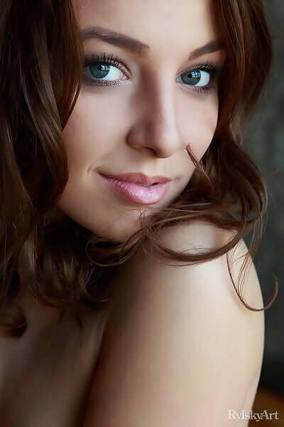 Officiel featuring Nikia by Rylsky - 12/16 Officiel featuring Nikia by Rylsky from Rylsky Art - 12/16