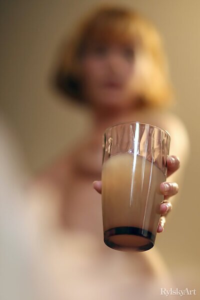 Realia featuring Marta Gromova by Rylsky - 16/16 Realia featuring Marta Gromova by Rylsky from Rylsky Art - 16/16