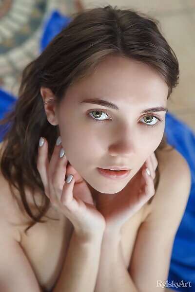 Tvye featuring Danniela by Rylsky - 13/16 Tvye featuring Danniela by Rylsky from Rylsky Art - 13/16