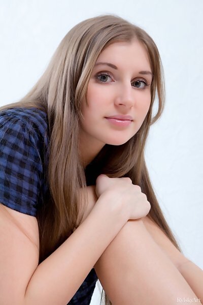 Viva in Yatakshi by Rylsky from Rylsky Art - 4/16