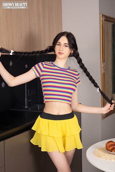 Amanda in Bonjour - 7/20 Amanda in Bonjour from Showy Beauty - 7/20