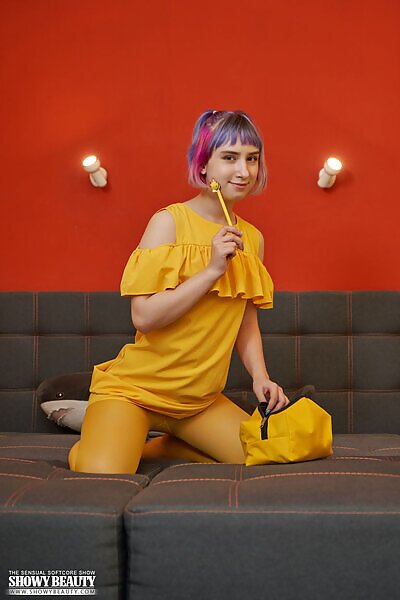 Pinky in With bright - 4/20 Pinky in With bright from Showy Beauty - 4/20