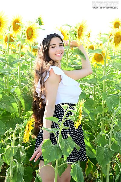 Sofa in Living Color - 2/20 Sofa in Living Color from Showy Beauty - 2/20