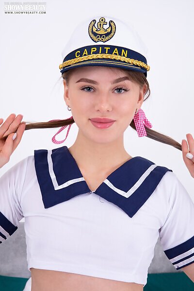 Taya in My Capitan - 11/20 Taya in My Capitan from Showy Beauty - 11/20