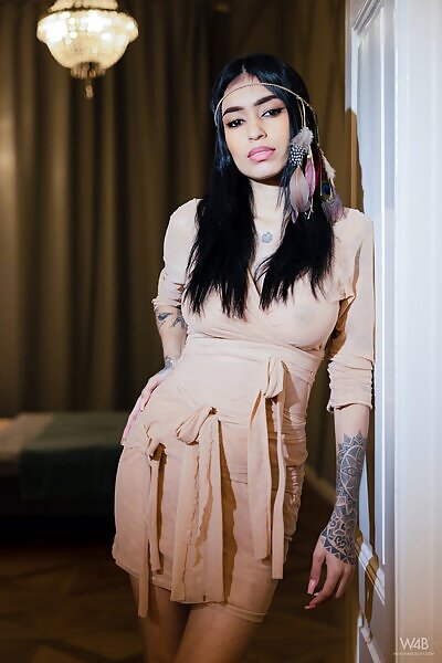 Alexa Belluci in Sexy Wild Girl - 1/17 Alexa Belluci in Sexy Wild Girl from Watch 4 Beauty - 1/17