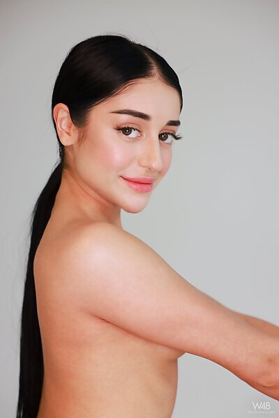 Casting Ara Mix - 7/17 Casting Ara Mix from Watch 4 Beauty - 7/17