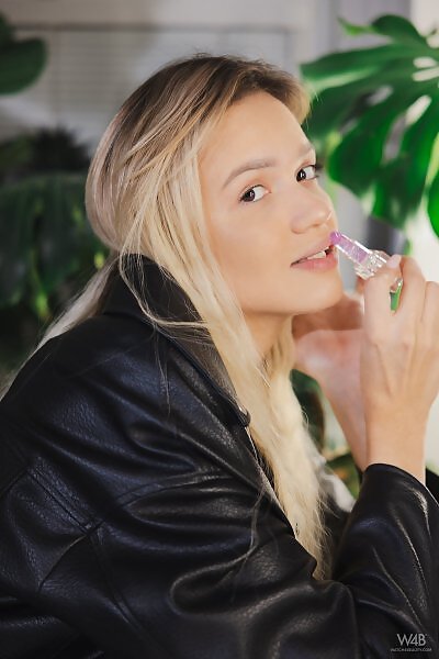 Casting Novella Night from Watch 4 Beauty - 2/17