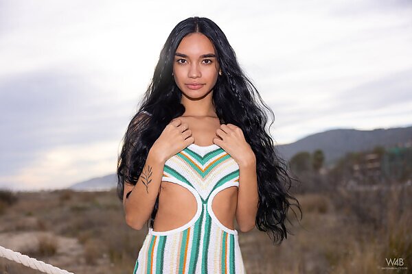 Dulce in Outside And Inside - 4/17 Dulce in Outside And Inside from Watch 4 Beauty - 4/17