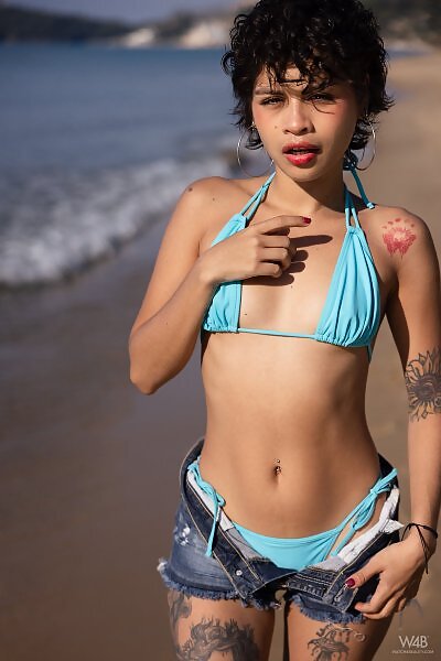 Lilith Baph in Happiness On The Beach - 3/17 Lilith Baph in Happiness On The Beach from Watch 4 Beauty - 3/17