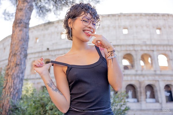 Lilith Baph in Horny In Rome - 3/17 Lilith Baph in Horny In Rome from Watch 4 Beauty - 3/17