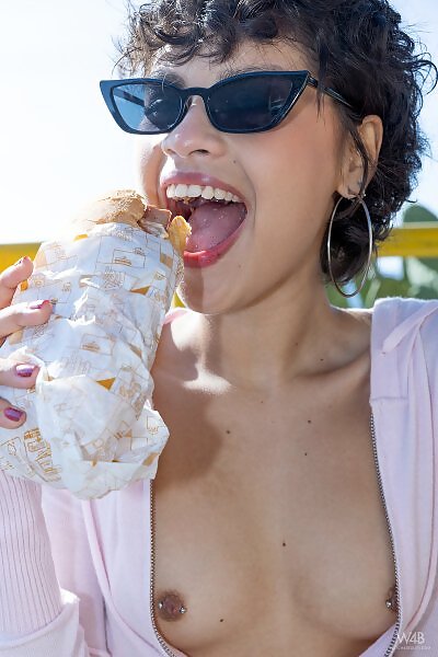 Lilith Baph in Nudist Beach - 9/17 Lilith Baph in Nudist Beach from Watch 4 Beauty - 9/17