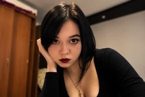 Watch her live show now!