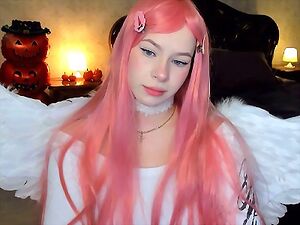 More live girls! Watch her live show now!