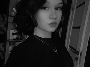Watch her live show now!