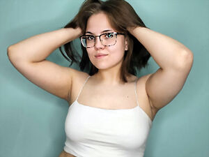 Watch her live show now!