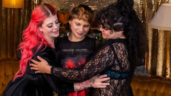 Cartier, Eden & Hazel - Bling Pics at Girls Out West