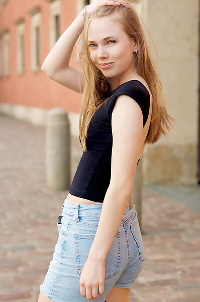 Download all pics from Visiting Warsaw 1 at MetArt now! Visiting Warsaw 1 cover from MetArt