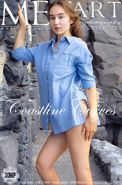 Coastline Curves at Met Art