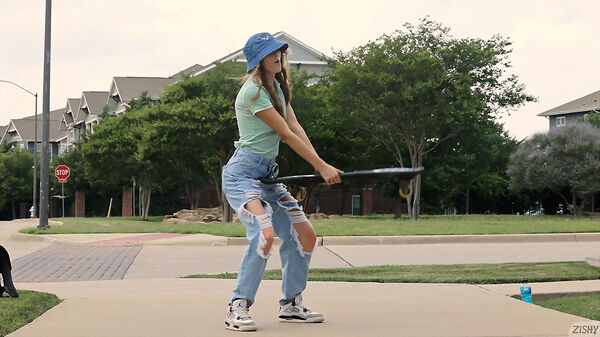 Zeta BB Low Maintenance at Zishy