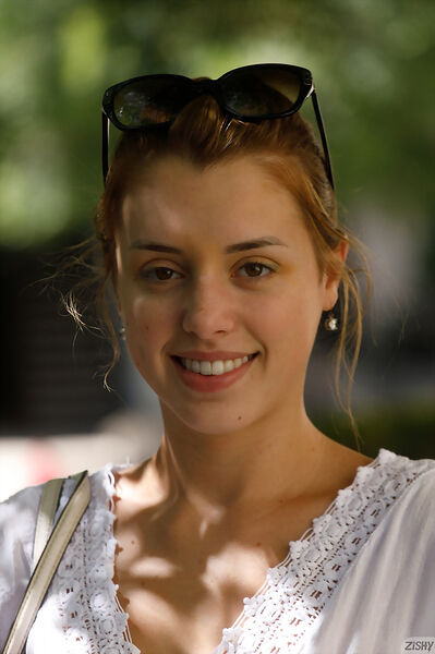 Zeta BB Low Maintenance at Zishy