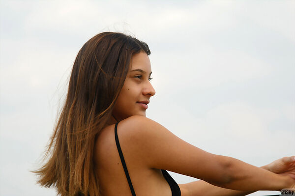 Zeta BB Low Maintenance at Zishy