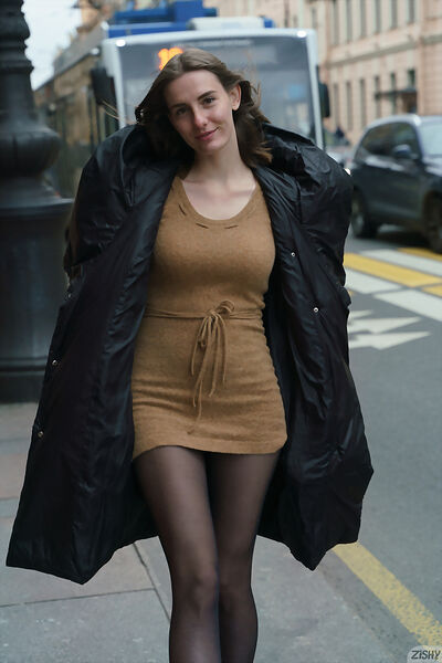 Download 87 photos from Zeta BB Low Maintenance Zeta BB Low Maintenance at Zishy