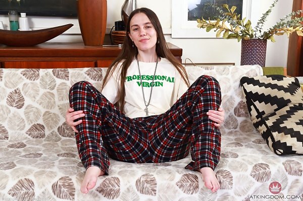 Sia Wood is a professional virgin from ATK Hairy - 3/19