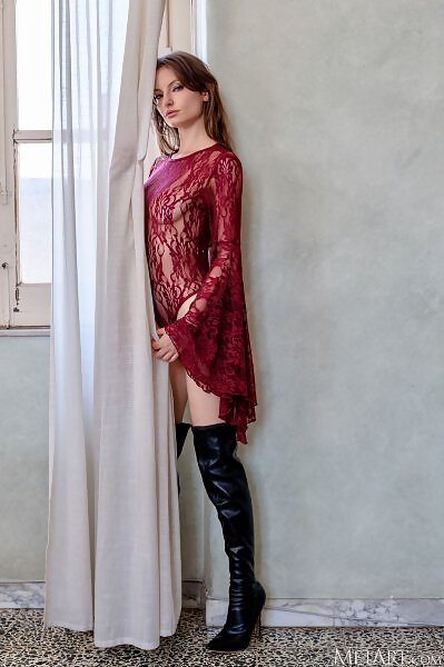 Presenting Laura Loren by Tony G from Met Art - 1/16