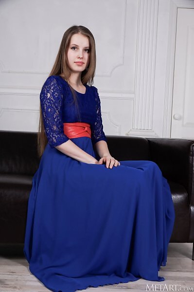 Victoriya A in True Beauty by Egon Schneider from Met Art - 1/16
