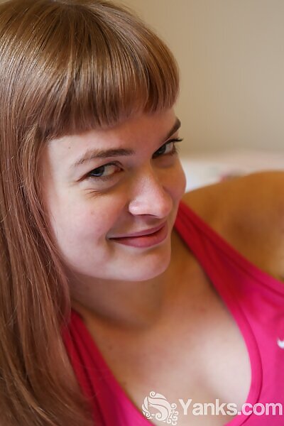 Laney Exposes Her Pretty Pink Pussy - 1/16 Laney Exposes Her Pretty Pink Pussy from Yanks - 1/16