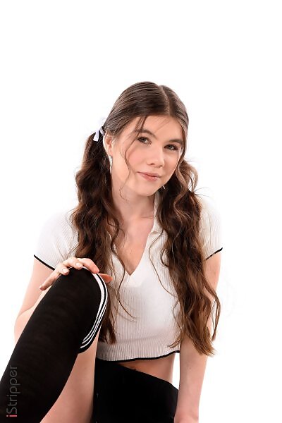 Marichka Glory in Jeune Et Jolie - 4/15 Marichka Glory in Jeune Et Jolie from iStripper - 4/15