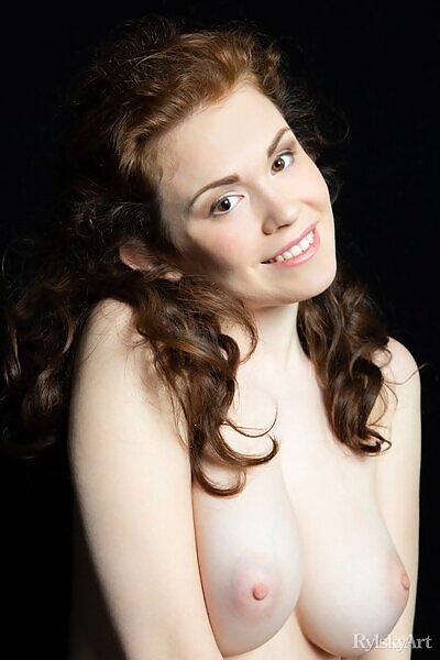 Txima II featuring Estelle by Rylsky - 15/16 Txima II featuring Estelle by Rylsky from Rylsky Art - 15/16