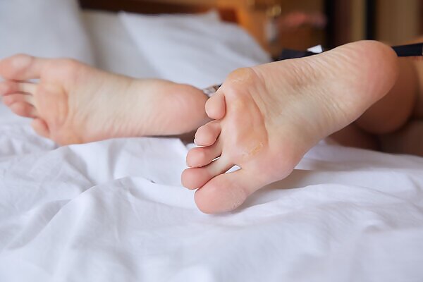 Stella Cardo in Explore My Beauty - 3/18 Stella Cardo in Explore My Beauty from Sex Art - 3/18