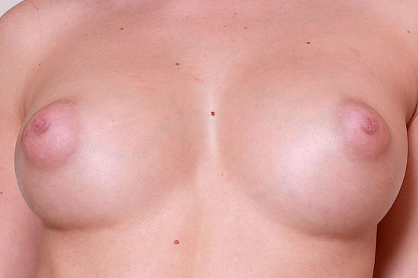 Irina Sivalnaya tits closeup