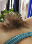 Hirsute natural amateur spreads hairy snatch