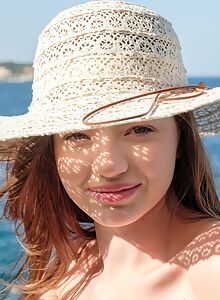 Toree In Ocean Breeze for Met-Art