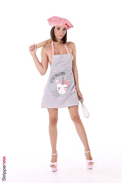 Eve Sweet in Sweety Pie