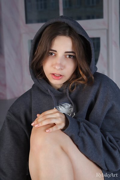 Levyka featuring Elle Mira by Rylsky from Rylsky Art - 1/16