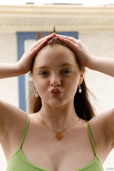 Daisy Wensday in Green Beans from Zishy - 7/16